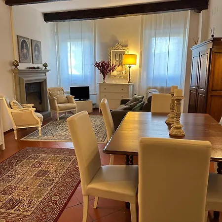 Acacia - Flora Apartment *
